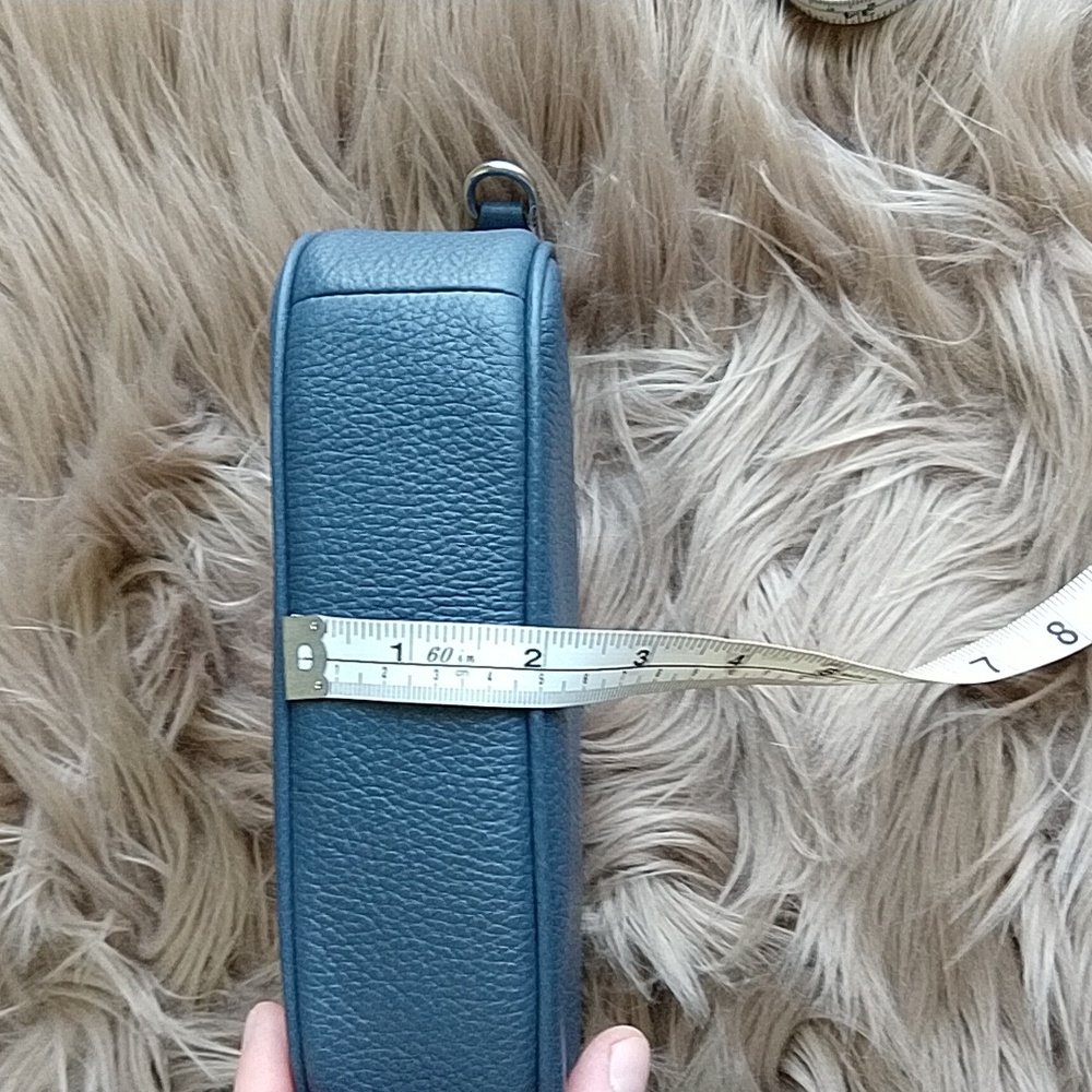 ๐ COACH Mini Bag Wristlet - Picture 7 of 12